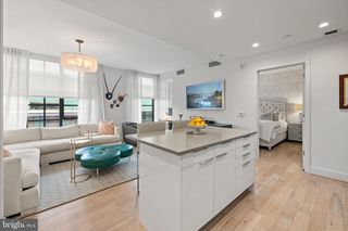 45 Sutton Sq SW Unit 1110, Washington, DC 20024