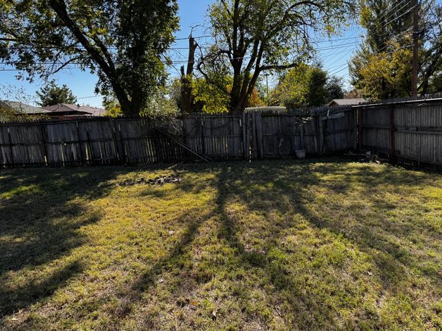 1209 Garland, Plainview, TX 79072