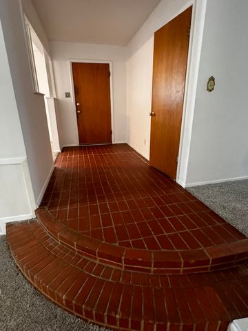 1209 Garland, Plainview, TX 79072