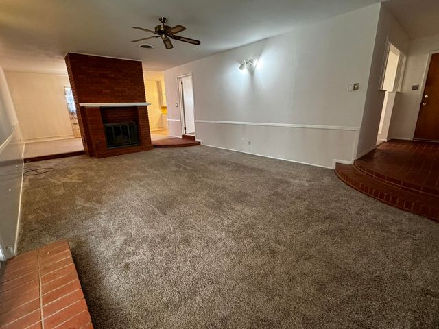 1209 Garland, Plainview, TX 79072