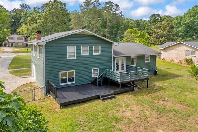 144 Zion Wood Road, Loganville, GA 30052
