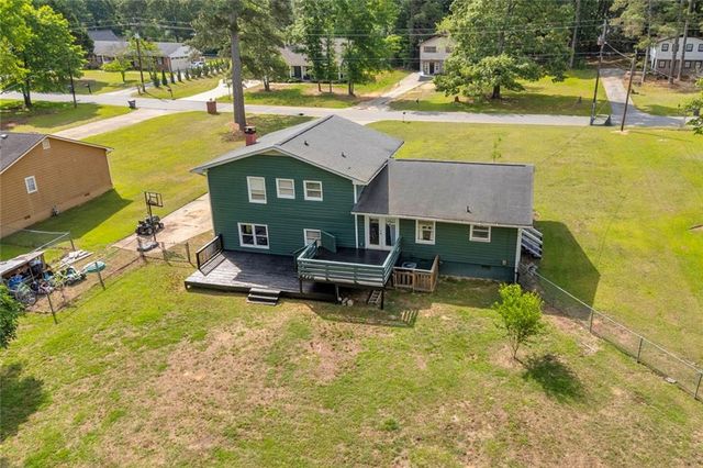 144 Zion Wood Road, Loganville, GA 30052
