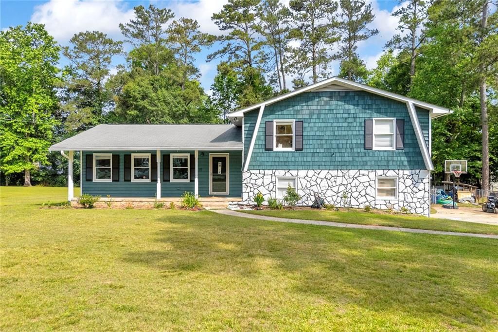 144 Zion Wood Road, Loganville, GA 30052