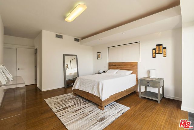 838 N Doheny Drive 1001, West Hollywood, CA 90069