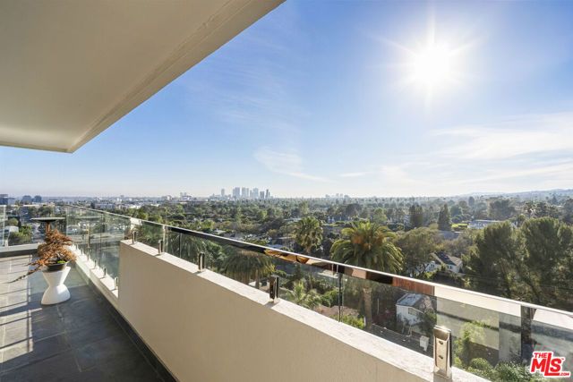 838 N Doheny Drive 1001, West Hollywood, CA 90069