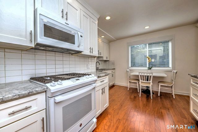 209 Acorn Lane B, Stratford, CT 06614