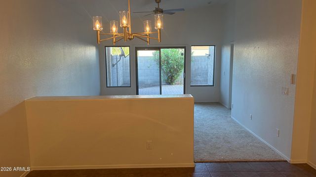 13 S LAVEEN Place, Chandler, AZ 85226