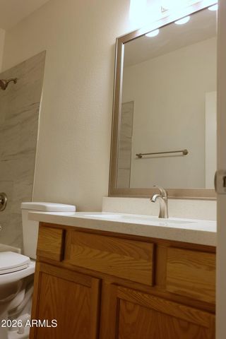 13 S LAVEEN Place, Chandler, AZ 85226