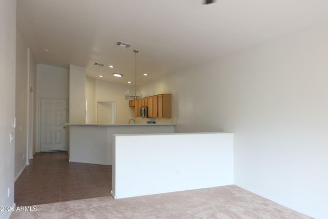 13 S LAVEEN Place, Chandler, AZ 85226