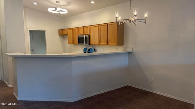 13 S LAVEEN Place, Chandler, AZ 85226