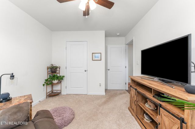 180 Crescent Circle, Niota, TN 37826
