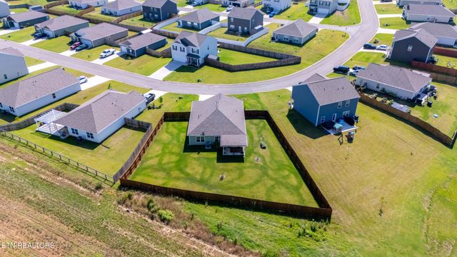 180 Crescent Circle, Niota, TN 37826