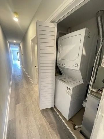 5420 W Belmont Street 2W, Chicago, IL 60641