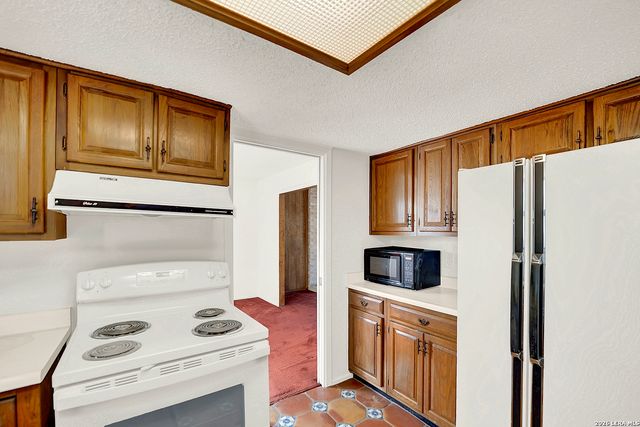 8542 Timberbriar St, San Antonio, TX 78250