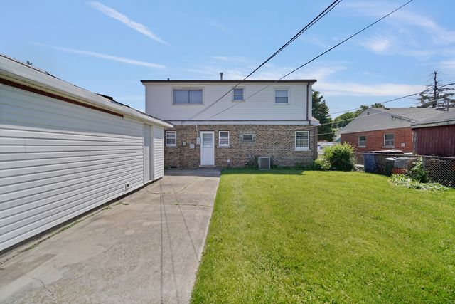 10912 S Pulaski Road, Oak Lawn, IL 60453