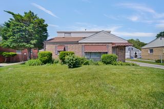 10912 S Pulaski Road, Oak Lawn, IL 60453