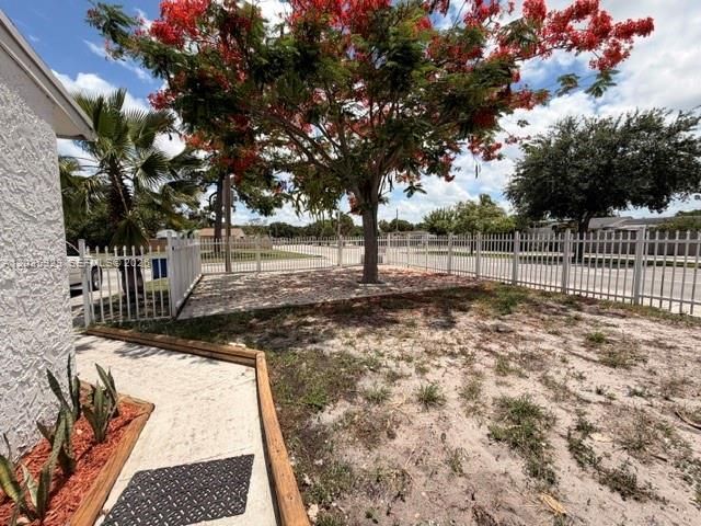 21455 NW 39th Ave 1, Miami Gardens, FL 33055