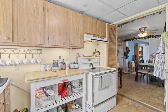 140 Douglas Street, Manchester, NH 03102