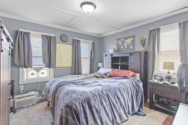 140 Douglas Street, Manchester, NH 03102