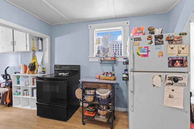 140 Douglas Street, Manchester, NH 03102