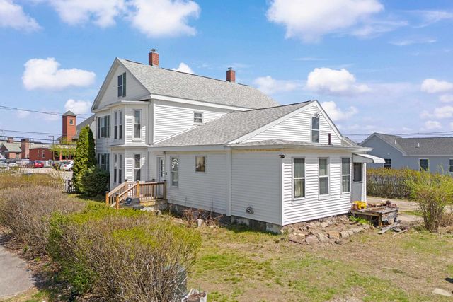 140 Douglas Street, Manchester, NH 03102