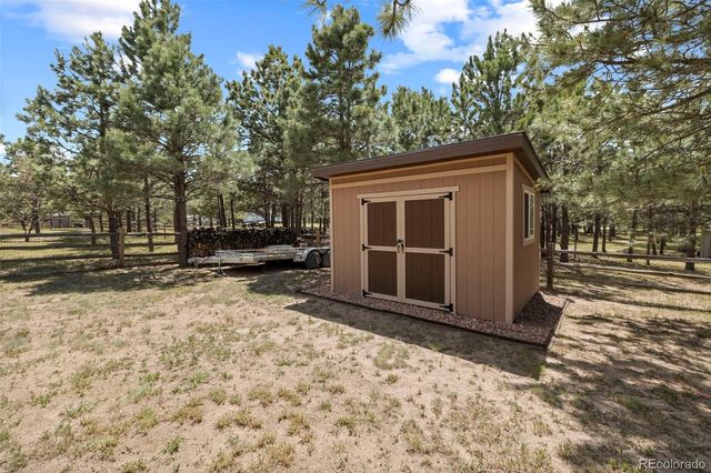 18330 Bakers Farm Road, Colorado Springs, CO 80908