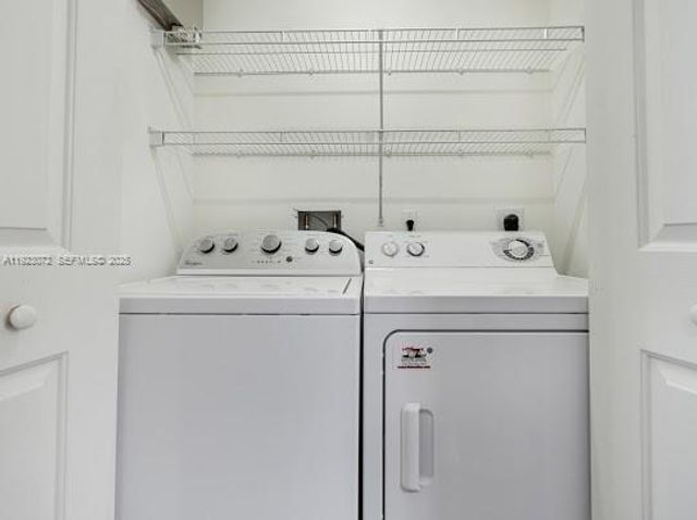 2421 NE 65th St 309, Fort Lauderdale, FL 33308