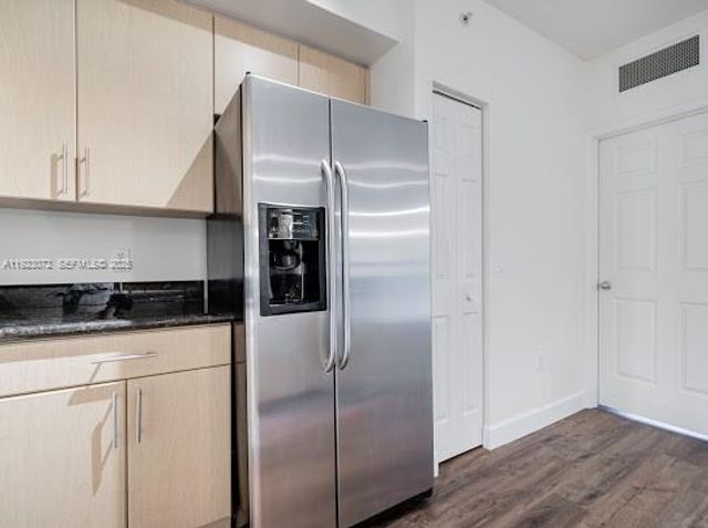 2421 NE 65th St 309, Fort Lauderdale, FL 33308