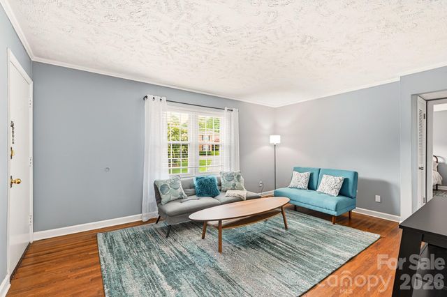 918 McAlway Road D, Charlotte, NC 28211