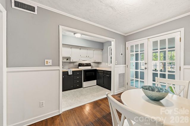 918 McAlway Road D, Charlotte, NC 28211