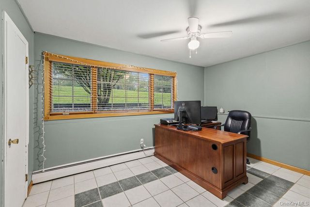 5 Newport Court, Suffern, NY 10901