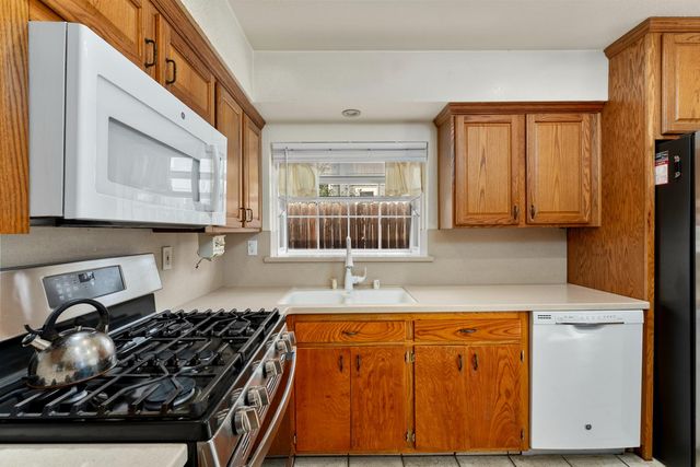 6316 Templeton Dr, Carmichael, CA 95608