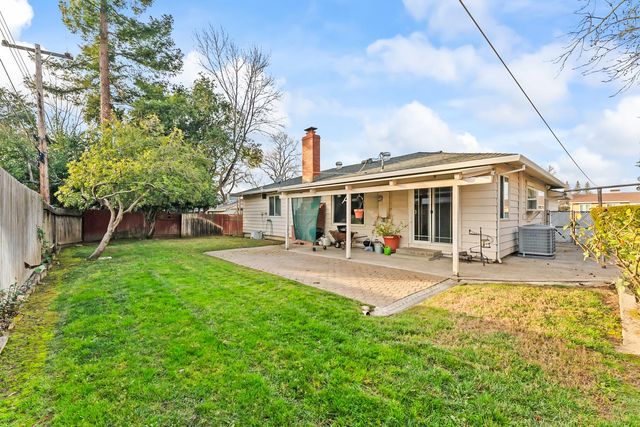 6316 Templeton Dr, Carmichael, CA 95608