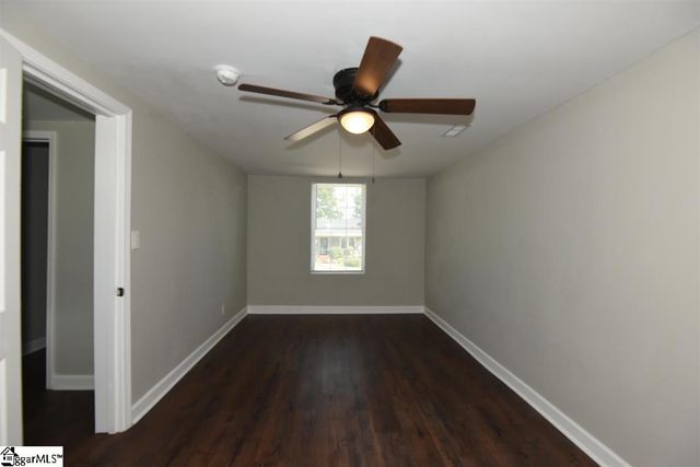 109 Mountain View Avenue, Greer, SC 29650