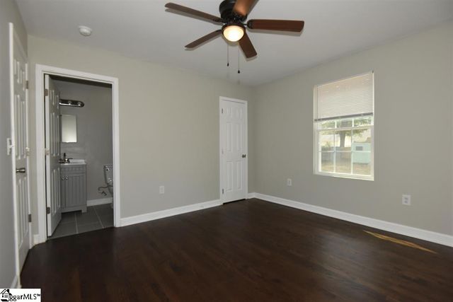 109 Mountain View Avenue, Greer, SC 29650