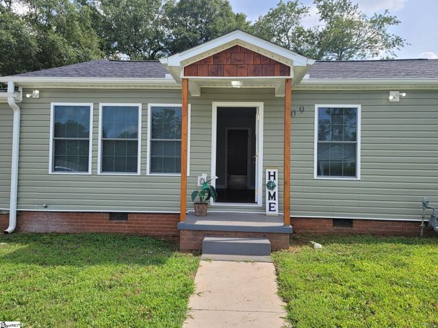 109 Mountain View Avenue, Greer, SC 29650
