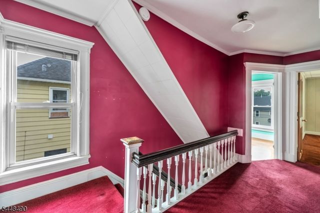 35 Park Ave, Dumont Boro, NJ 07628