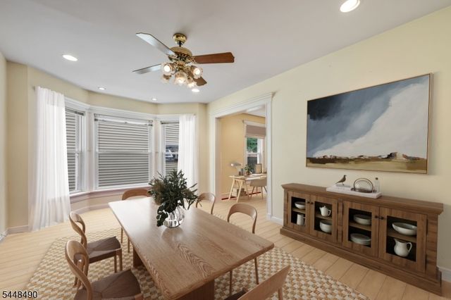 35 Park Ave, Dumont Boro, NJ 07628