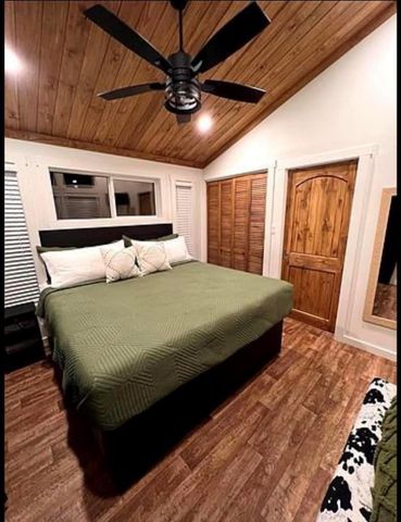 2806 Brushy Road, Fayetteville, TX 78940