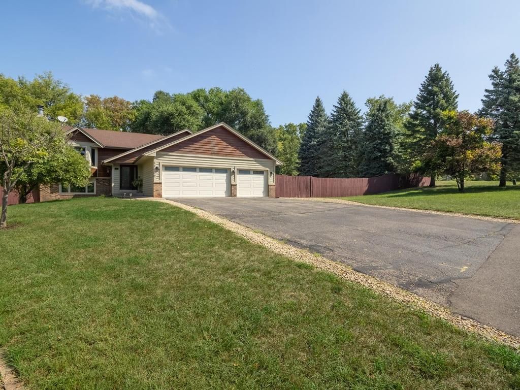 11900 Baypoint Drive, Burnsville, MN 55337 — photo 2