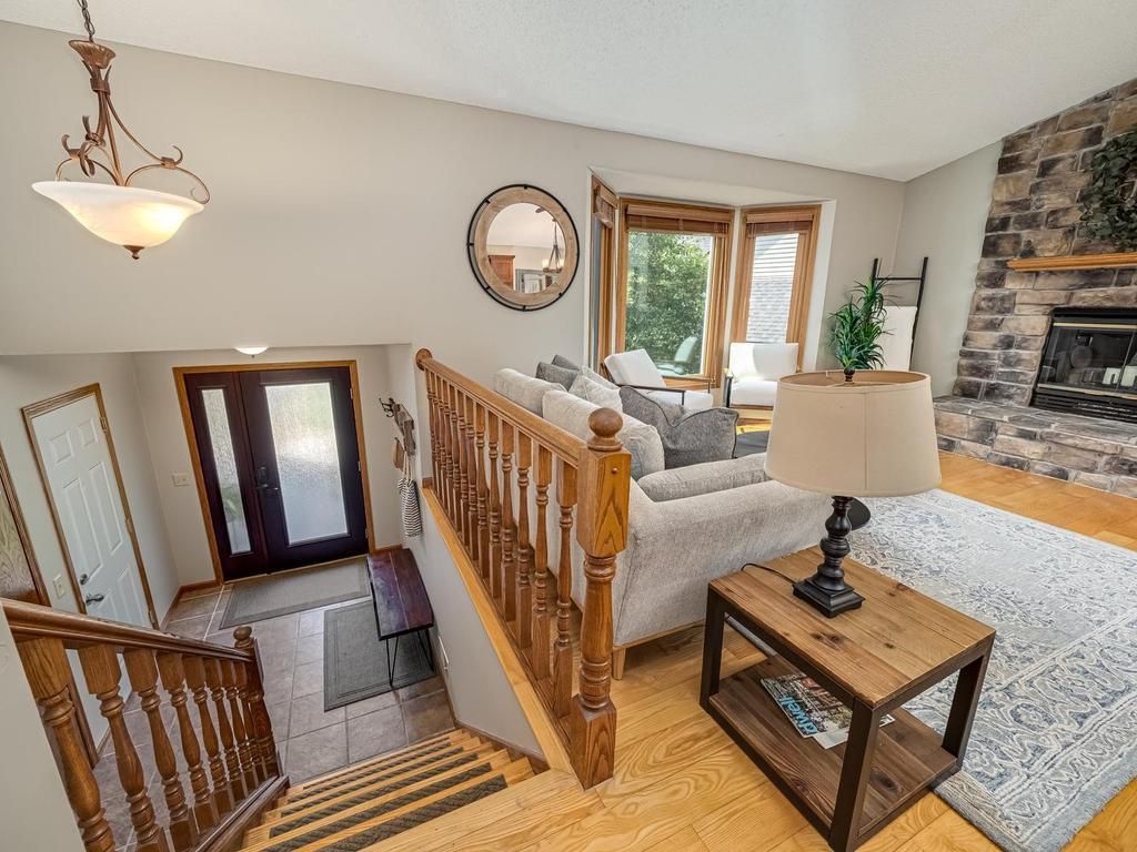 11900 Baypoint Drive, Burnsville, MN 55337 — photo 4
