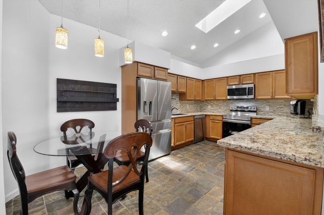 6694 NW 26th Way, Boca Raton, FL 33496