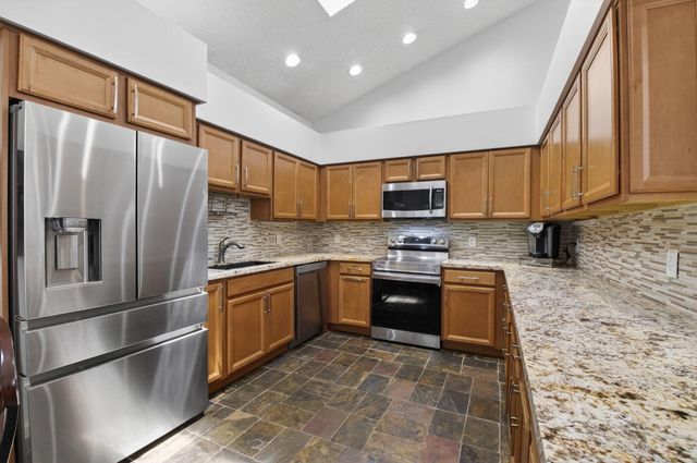 6694 NW 26th Way, Boca Raton, FL 33496