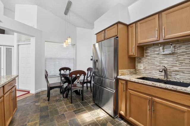6694 NW 26th Way, Boca Raton, FL 33496