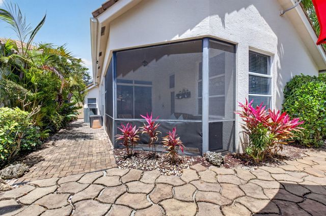 6694 NW 26th Way, Boca Raton, FL 33496