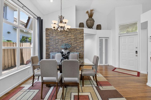 6694 NW 26th Way, Boca Raton, FL 33496