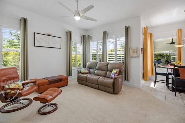 52 SOUTHLAKE DRIVE, Palm Coast, FL 32137