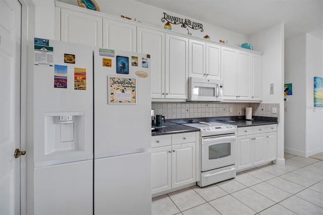 52 SOUTHLAKE DRIVE, Palm Coast, FL 32137