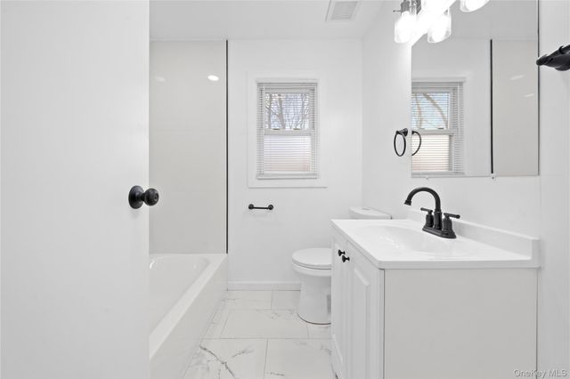 193 N Arizona Road, West Babylon, NY 11704