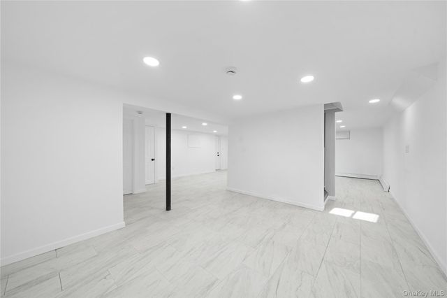 193 N Arizona Road, West Babylon, NY 11704